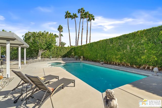 805 E El Cid, Palm Springs, CA 92262