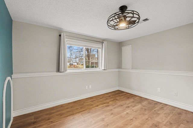 11773 N Meadow Curve, Lindstrom, MN 55045