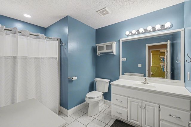 11773 N Meadow Curve, Lindstrom, MN 55045