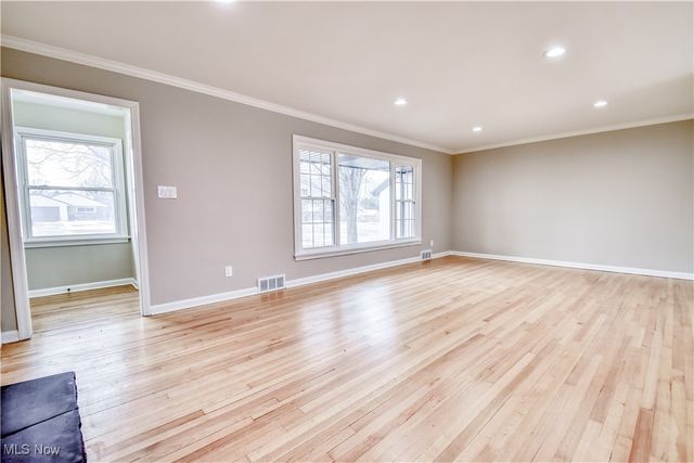 1099 Mount Vernon Boulevard, Cleveland Heights, OH 44112