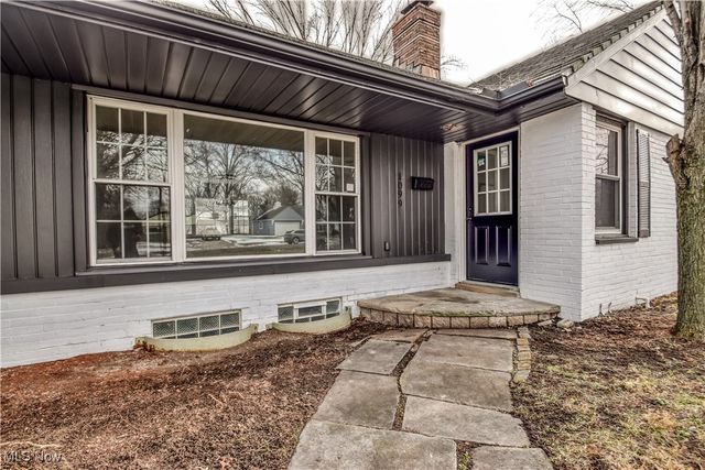 1099 Mount Vernon Boulevard, Cleveland Heights, OH 44112