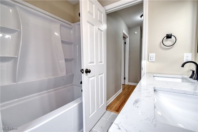 1099 Mount Vernon Boulevard, Cleveland Heights, OH 44112