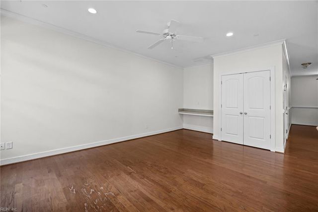 6 Village Park LN, Poquoson, VA 23662
