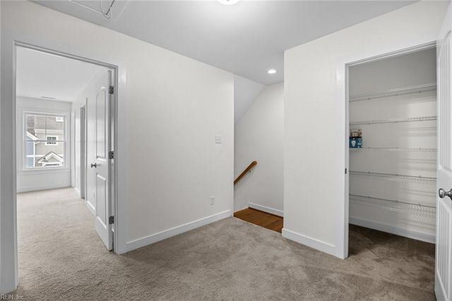 6 Village Park LN, Poquoson, VA 23662