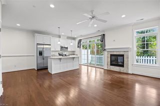 6 Village Park LN, Poquoson, VA 23662