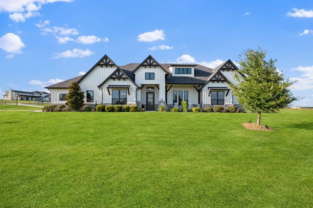 412 Royal Santana Run, Weatherford, TX 76087