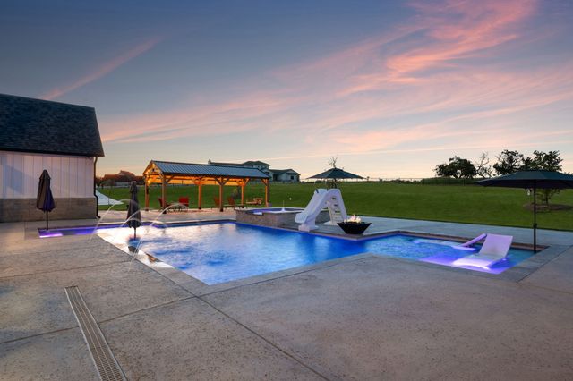 412 Royal Santana Run, Weatherford, TX 76087
