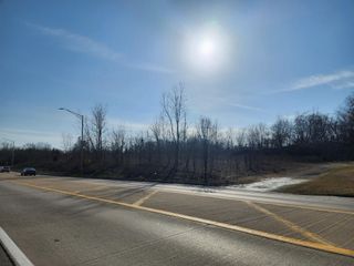 2121 Hillegas Road, Fort Wayne, IN 46808