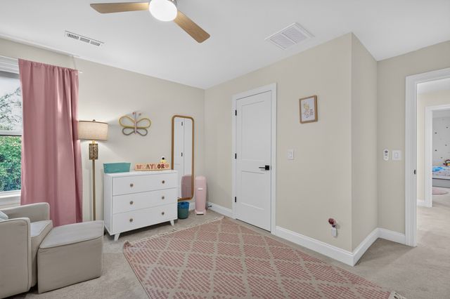 3384 Sarah Bee Ln, Thompsons Station, TN 37179