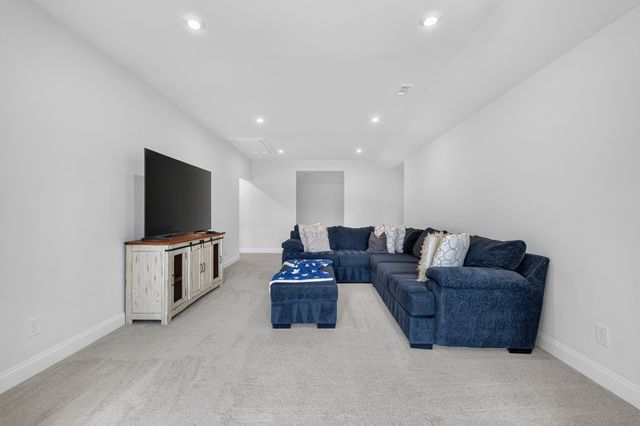 3384 Sarah Bee Ln, Thompsons Station, TN 37179