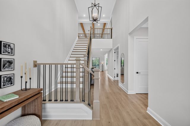 3384 Sarah Bee Ln, Thompsons Station, TN 37179