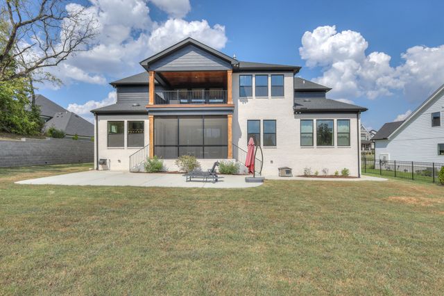 3384 Sarah Bee Ln, Thompsons Station, TN 37179