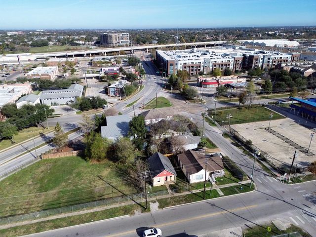 2306 Crockett Street, Houston, TX 77007