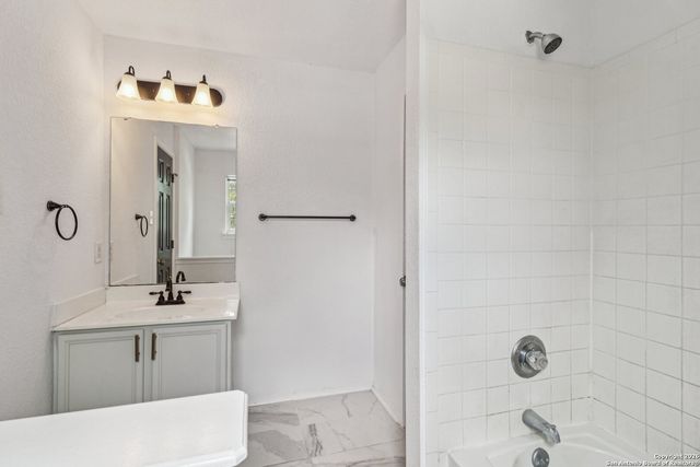 87 Kenrock Ridge, San Antonio, TX 78254