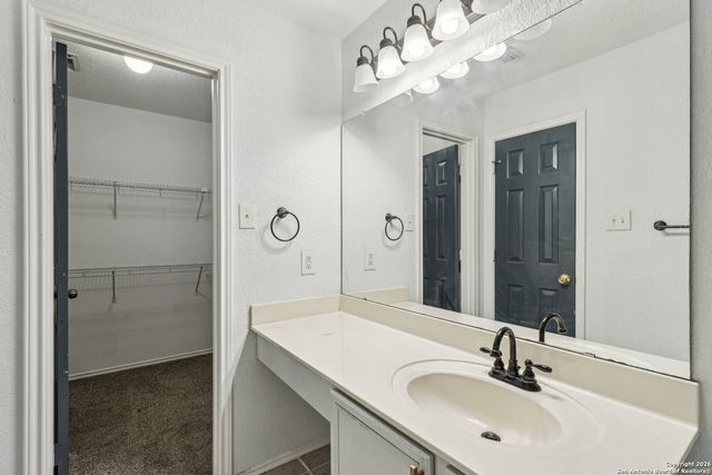 87 Kenrock Ridge, San Antonio, TX 78254