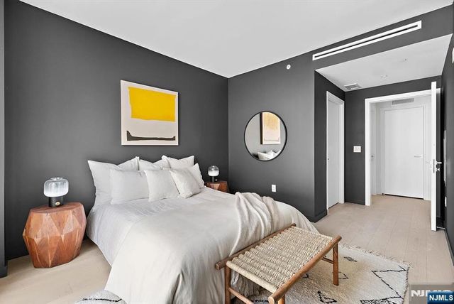 144 1st 6G, Jersey City, NJ 07302