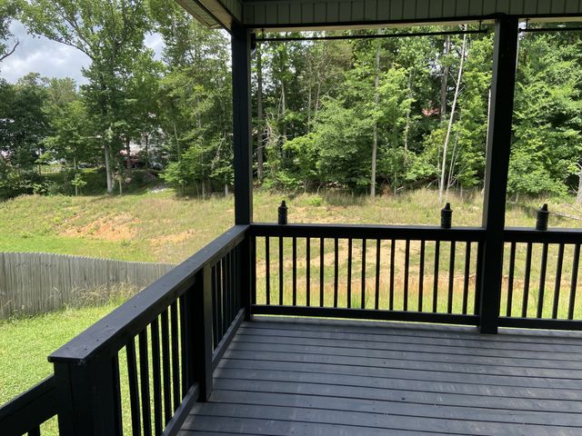 375 Barry Dr, Clarksville, TN 37040