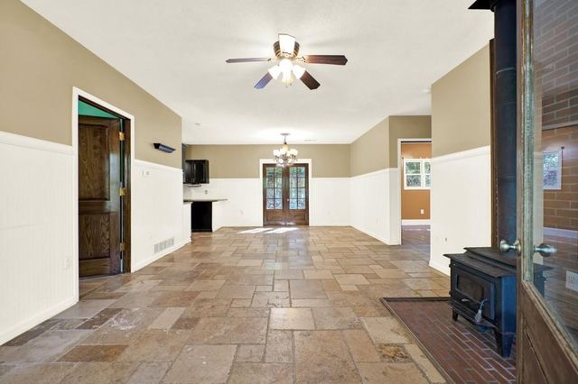 438 E Price Creek Road, Jasper, GA 30143