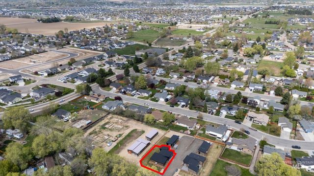 384 W London St, Middleton, ID 83644