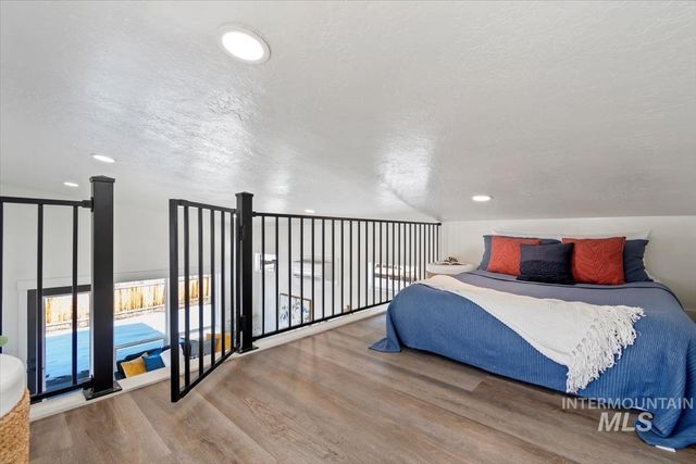 384 W London St, Middleton, ID 83644