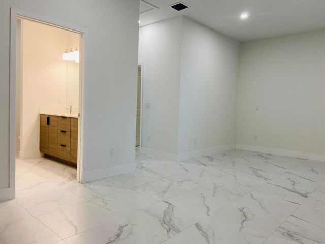 383 Bella Sol Way, West Palm Beach, FL 33406