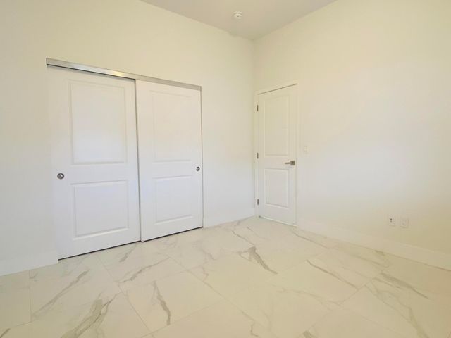 383 Bella Sol Way, West Palm Beach, FL 33406