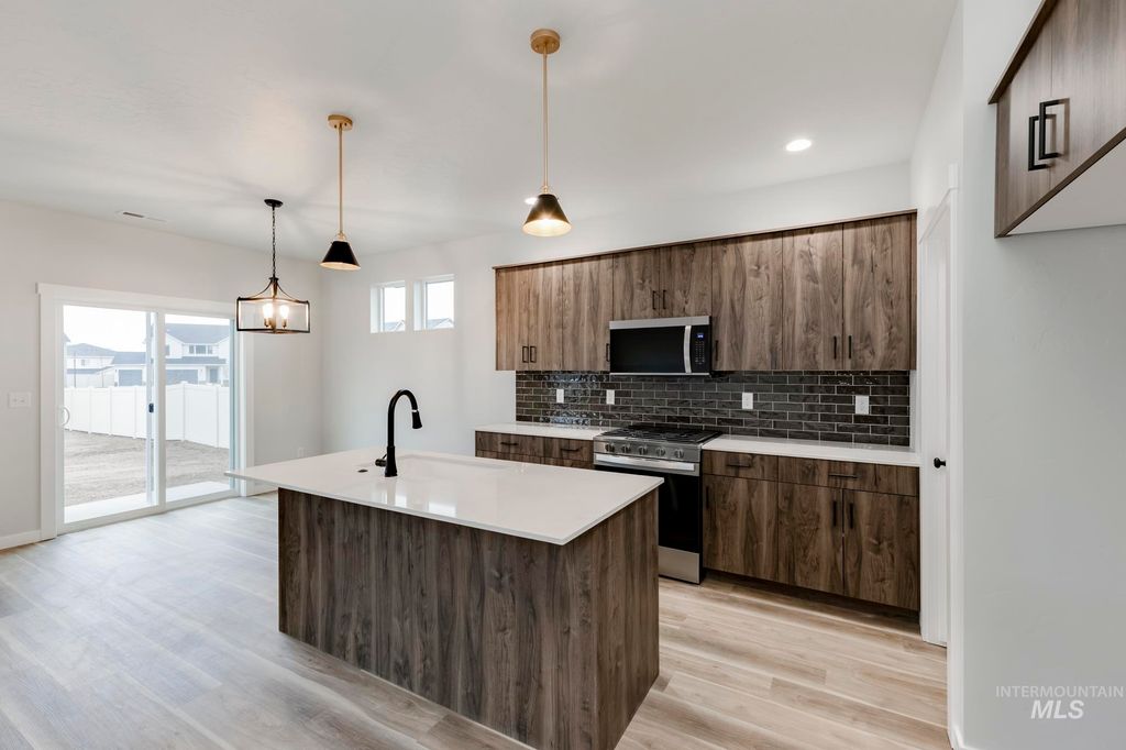 2022 S Summerson Way, Meridian, ID 83642 photo 3