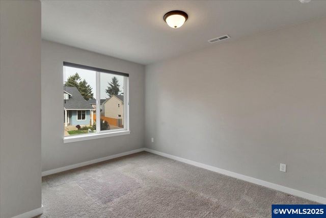 5590 Mountain Quail Dr S, Salem, OR 97306