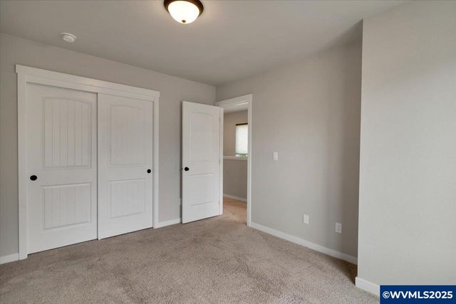 5590 Mountain Quail Dr S, Salem, OR 97306