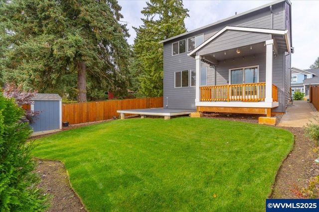 5590 Mountain Quail Dr S, Salem, OR 97306