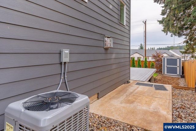 5590 Mountain Quail Dr S, Salem, OR 97306