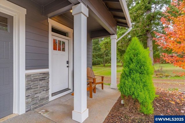 5590 Mountain Quail Dr S, Salem, OR 97306