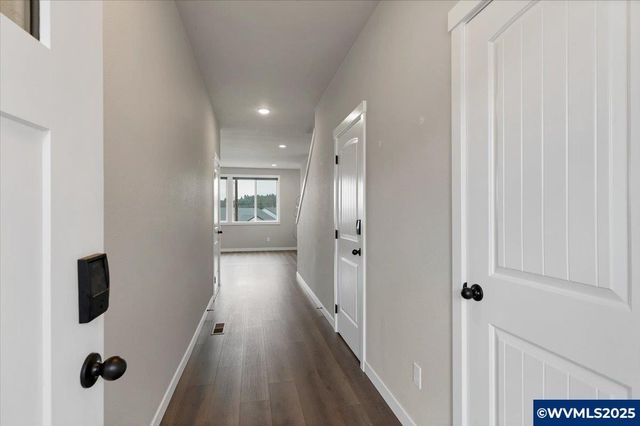 5590 Mountain Quail Dr S, Salem, OR 97306