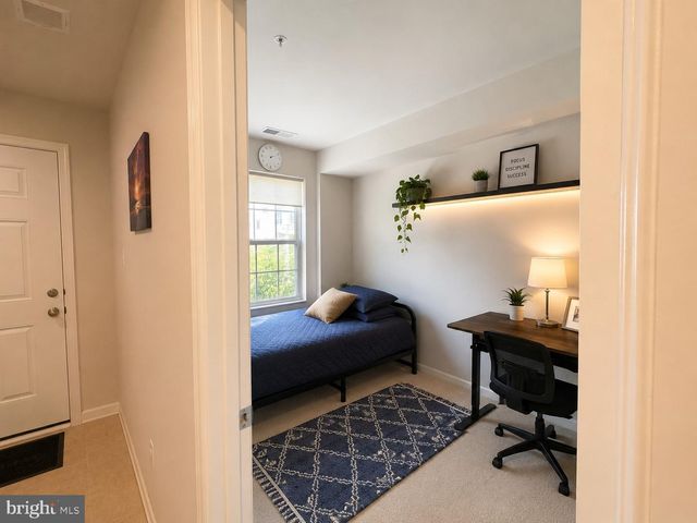 9827 POSTERITY LN, Montgomery Village, MD 20886