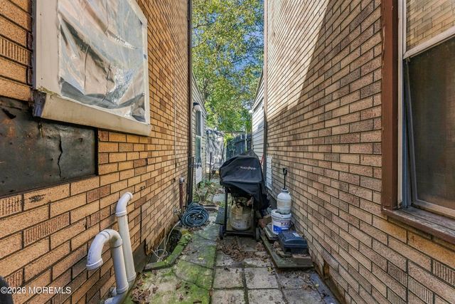1213 Chestnut Avenue, Trenton, NJ 08611