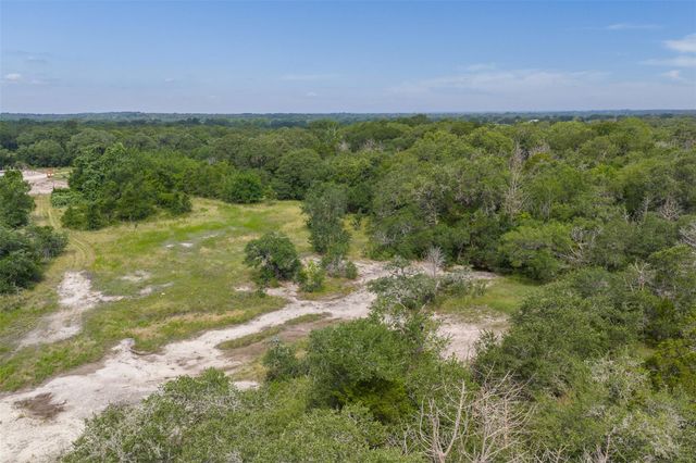 000 Schuster Road, Round Top, TX 78954