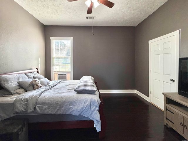 511 W Childress Street, Morrilton, AR 72110