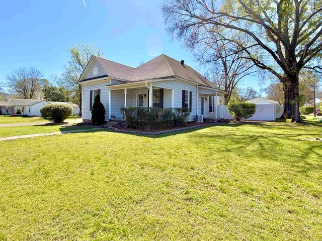 511 W Childress Street, Morrilton, AR 72110