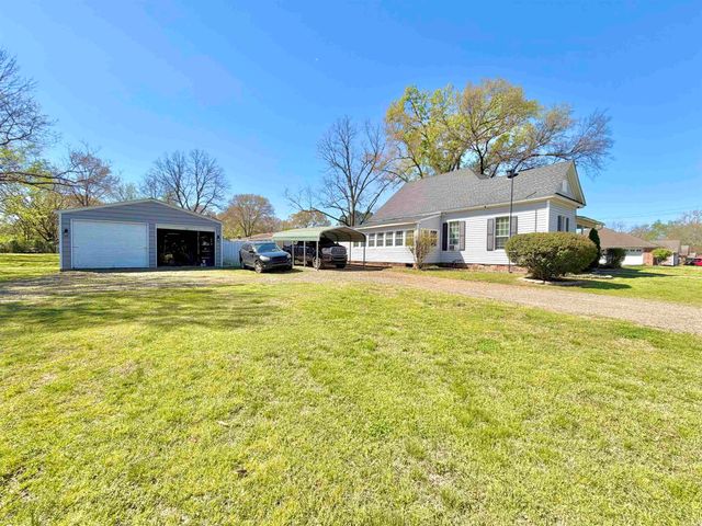 511 W Childress Street, Morrilton, AR 72110