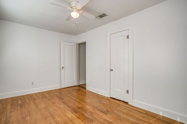 4516 Collinwood Avenue, Fort Worth, TX 76107