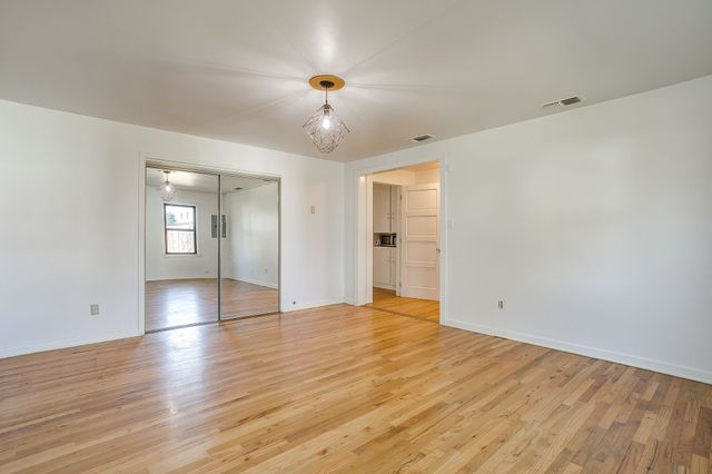 4516 Collinwood Avenue, Fort Worth, TX 76107