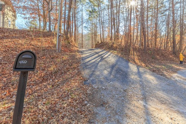 4180 S Jimmy Drive, Rocky Face, GA 30740