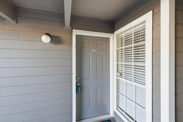 18333 Roehampton Drive 716, Dallas, TX 75252