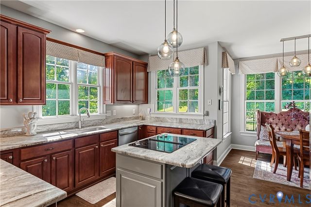 13045 Mid Pines Dr, Ashland, VA 23005