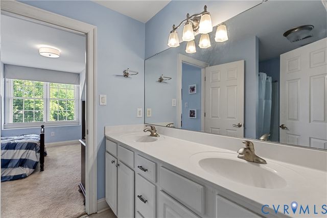 13045 Mid Pines Dr, Ashland, VA 23005
