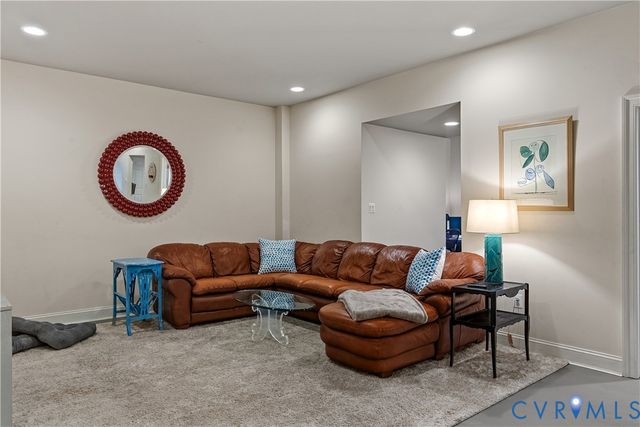 13045 Mid Pines Dr, Ashland, VA 23005