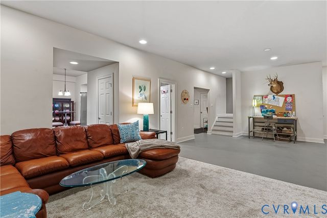 13045 Mid Pines Dr, Ashland, VA 23005