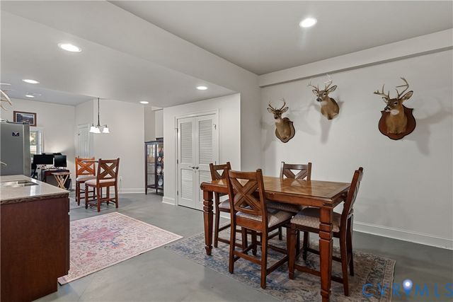 13045 Mid Pines Dr, Ashland, VA 23005