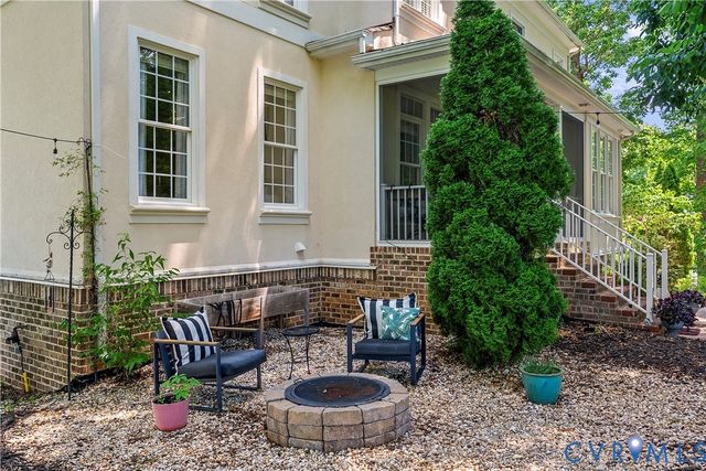 13045 Mid Pines Dr, Ashland, VA 23005