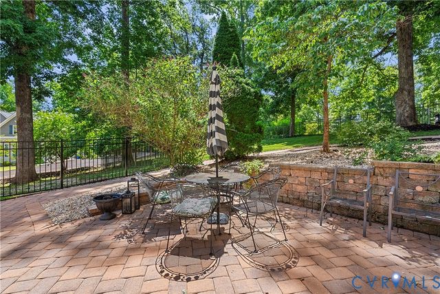 13045 Mid Pines Dr, Ashland, VA 23005